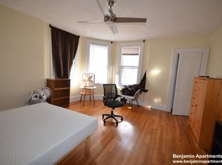 234 Cypress St #1, Brookline, MA 02445