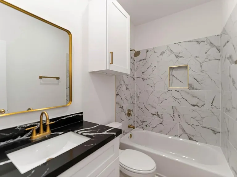 7809 Queen St #B — Photo 20