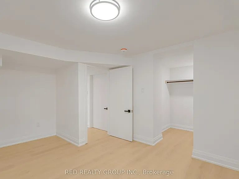 156 Richard Clark Dr — Photo 10