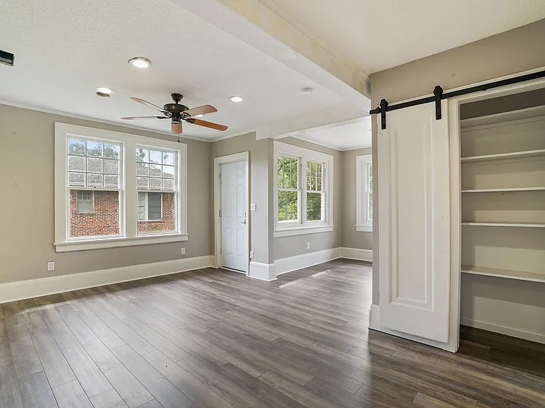 2800 Oak St #2 — Photo 5