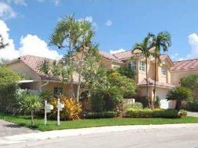 389 Carrington Dr, Weston, FL, 33326