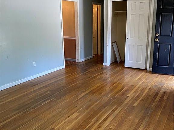 Living room.