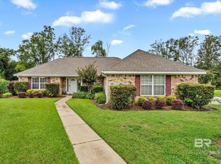 402 Meadow Ln, Foley, AL 36535