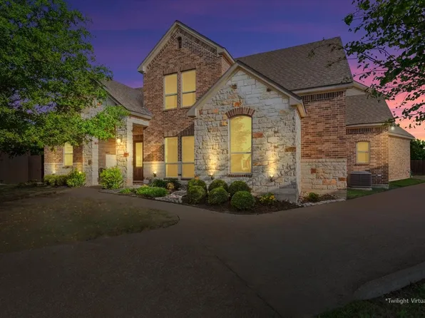 2200 Nicholas, Woodway, TX 76712