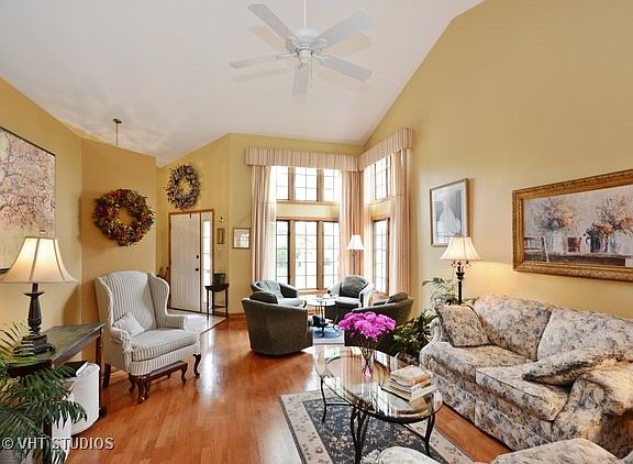 2nd image of 16625 Lismore Ct