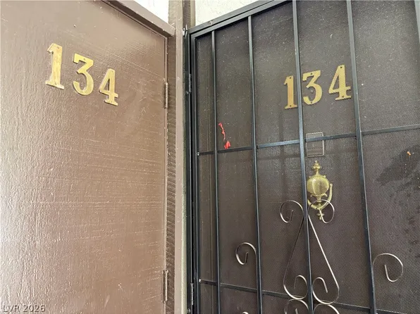 1405 Vegas Valley Dr APT 134, Las Vegas, NV 89169