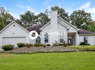 1090 Swan Mill Ct, Suwanee, GA 30024