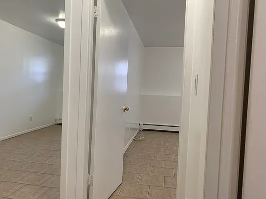 Rented by Spot Real Estate | media 16