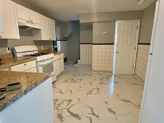 4th image of 6317 Jackson Ave
