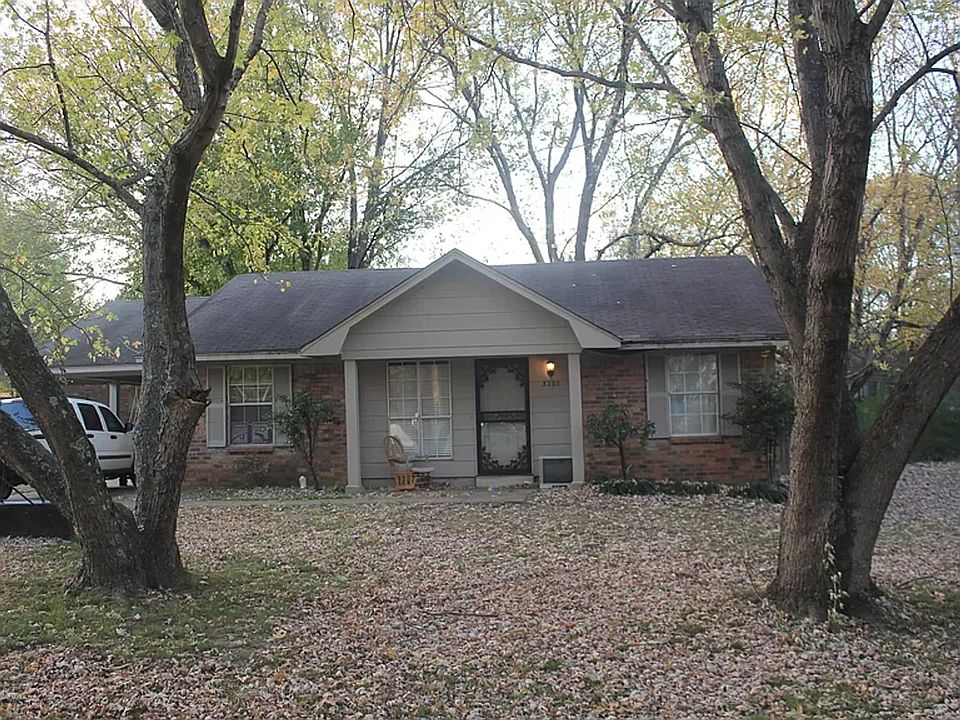 1st image of 3280 Greenway Dr