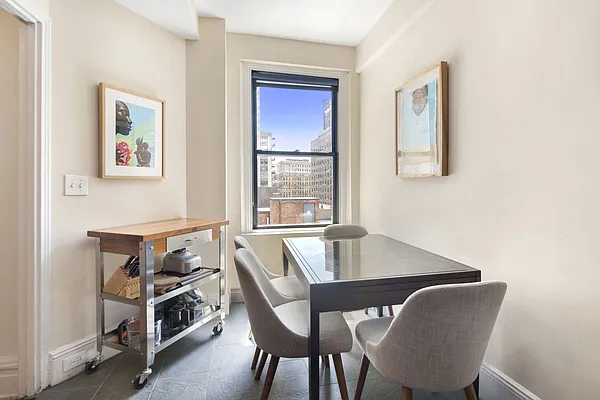 Rented by Compass | media 13