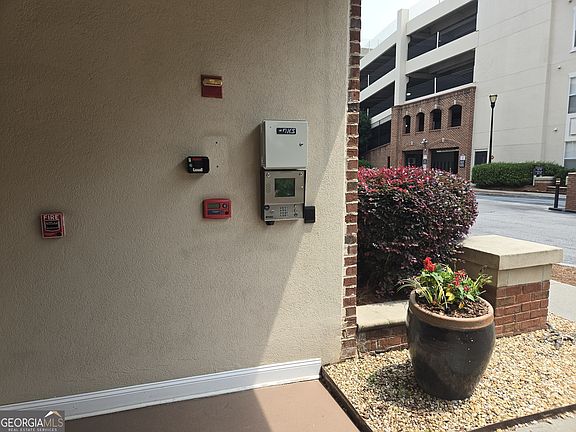 2nd image of 1850 Cotillion Dr
