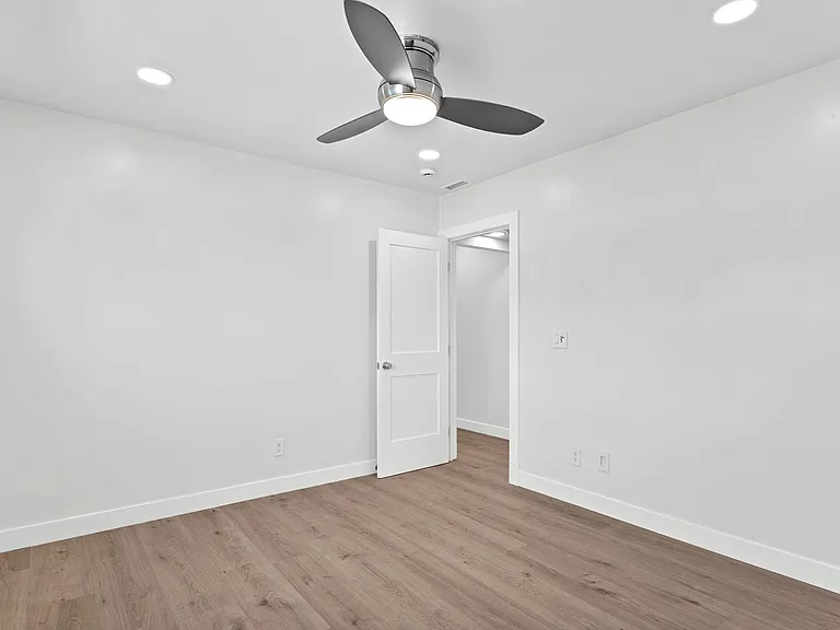 Muir Place — Photo 80