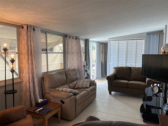 5th image of 14629 Sunset Drive