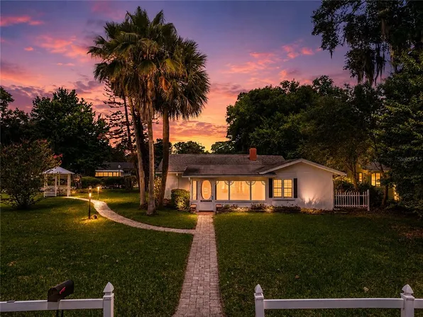 1635 Gertrude Pl, Mount Dora, FL 32757
