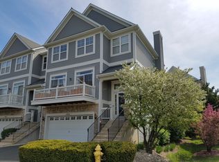 1826 Watercolor Pl, Grayslake, IL 60030