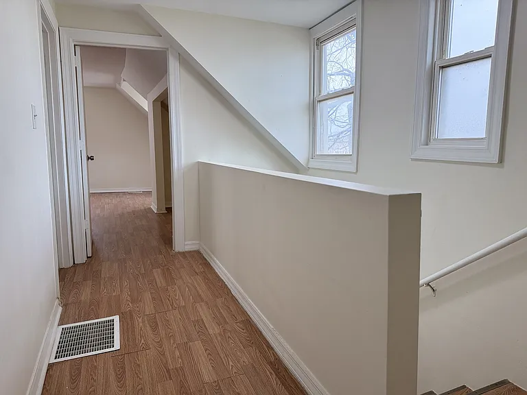 8307 S Buffalo Ave #1 — Photo 8