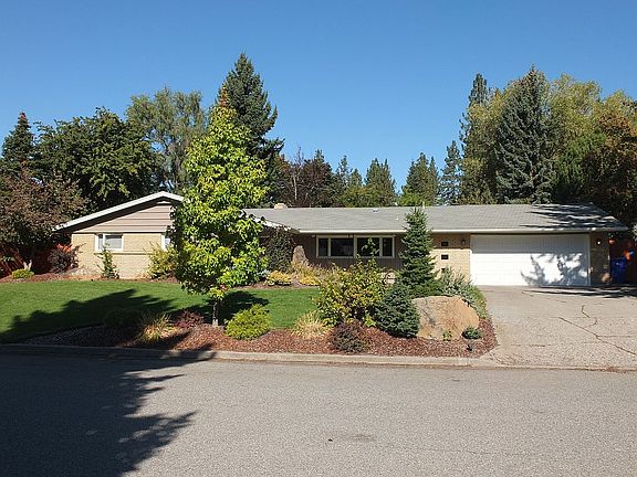 3rd image of 10713 E 22nd Ave