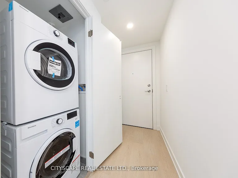 252 Church St #4805 — Photo 3