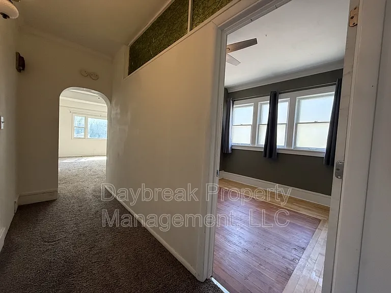1228 10th St N #4 — Photo 10