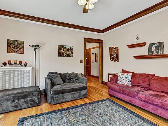 5th image of 1200 W Waveland Ave APT 2