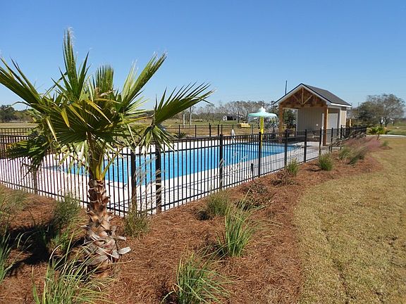 4th image of 3955 Karaline Cir
