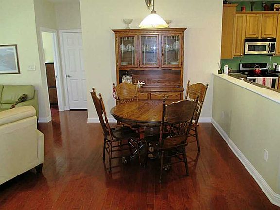 2nd image of 5682 Augusta Woods Dr