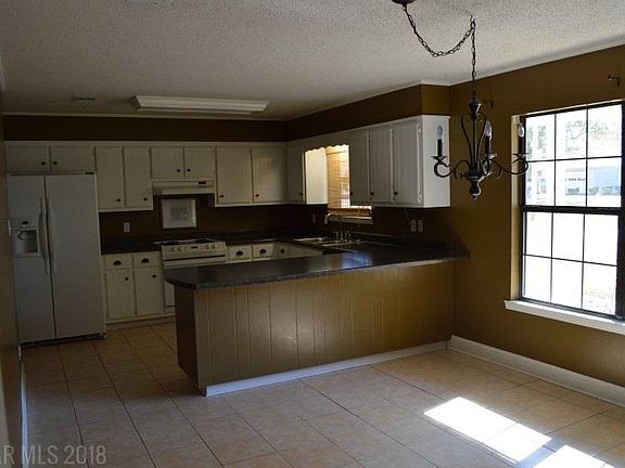 5th image of 120 Cherryhill Dr