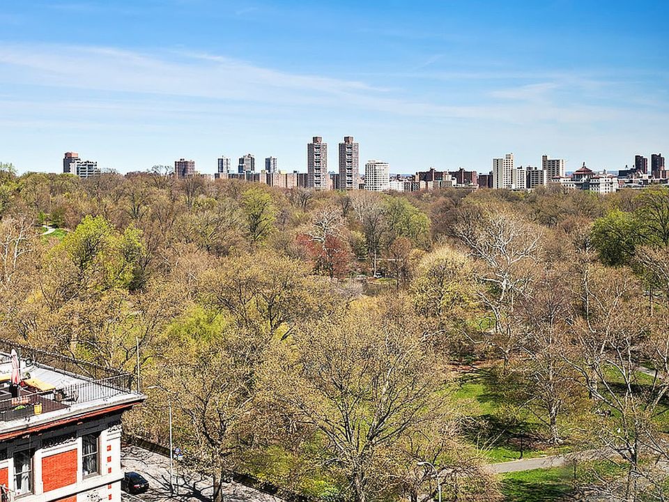 1st image of 400 Central Park W APT 11T