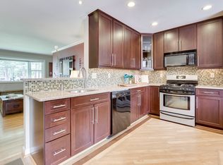 9515 Woodland Dr, Silver Spring, MD 20910