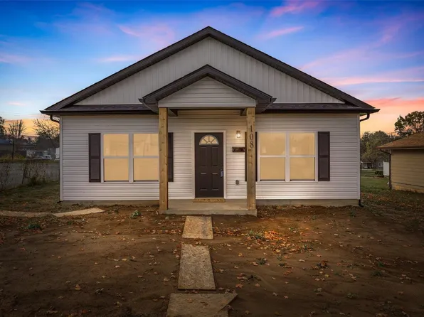 108 5th St, Park Hills, MO 63601