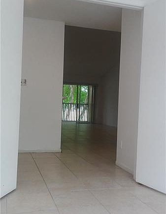 5th image of 1095 Coral Club Dr #1095