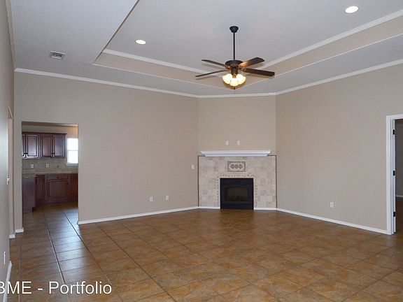 4th image of 8010 Manor Haven Ct