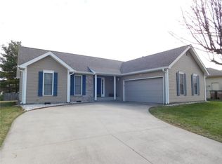 2163 Sumpter Trl, Columbus, IN 47203