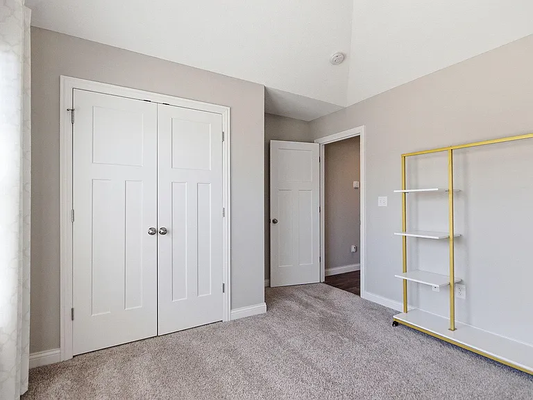 3805 Flatwater Dr — Photo 42