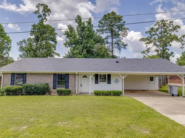 316 Sylvan Lakes Dr, West Monroe, LA 71291