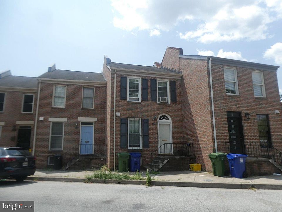 2nd image of 812 S Paca St