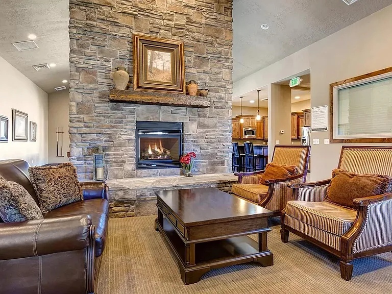 13603 N Hillclimb Ln — Photo 33