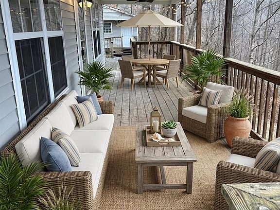 4th image of 175 Waterview Ln