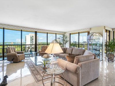 2450 Presidential Way #1608, West Palm Beach, FL, 33401