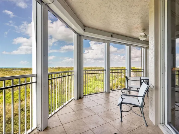 1001 Arbor Lake DR #707, NAPLES, FL 34110