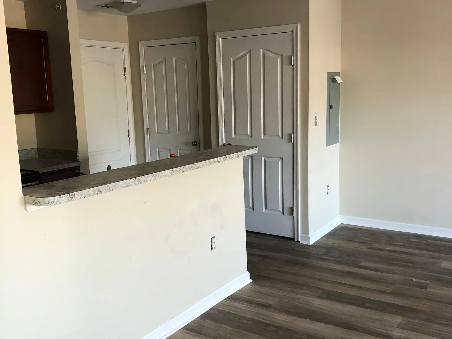 1 bed, 800 sqft, $1,450 — Photo 4
