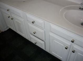 725 Queens Ct, Riverdale, GA 30296