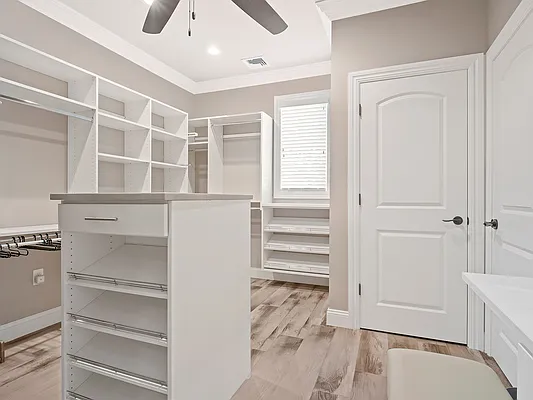 Sold by Casandra Properties Inc. | media 18