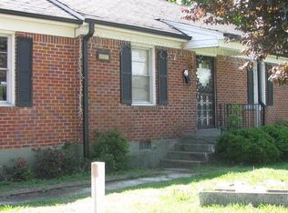 1176 Wells Station Rd, Memphis, TN 38122