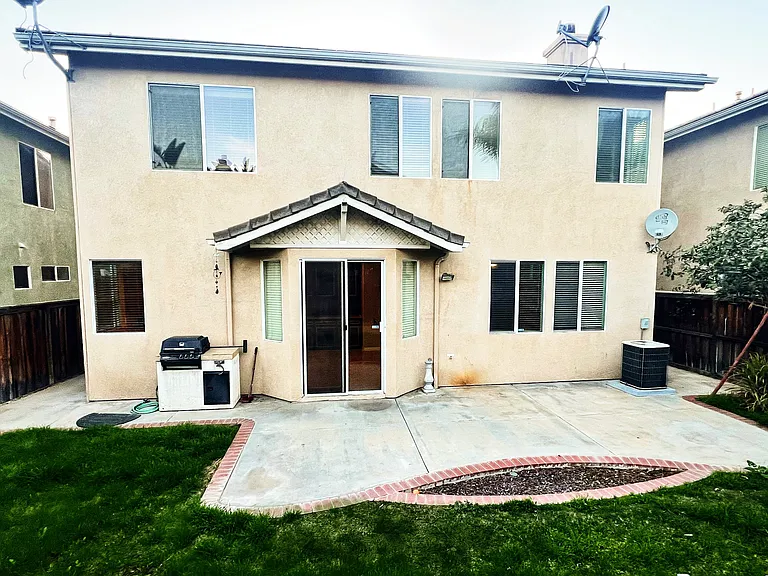 4689 Trailmore Ct — Photo 5