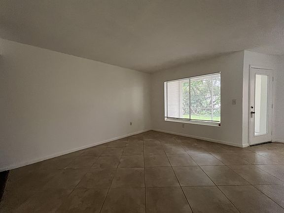 4th image of 815 Boynton Beach Blvd #1