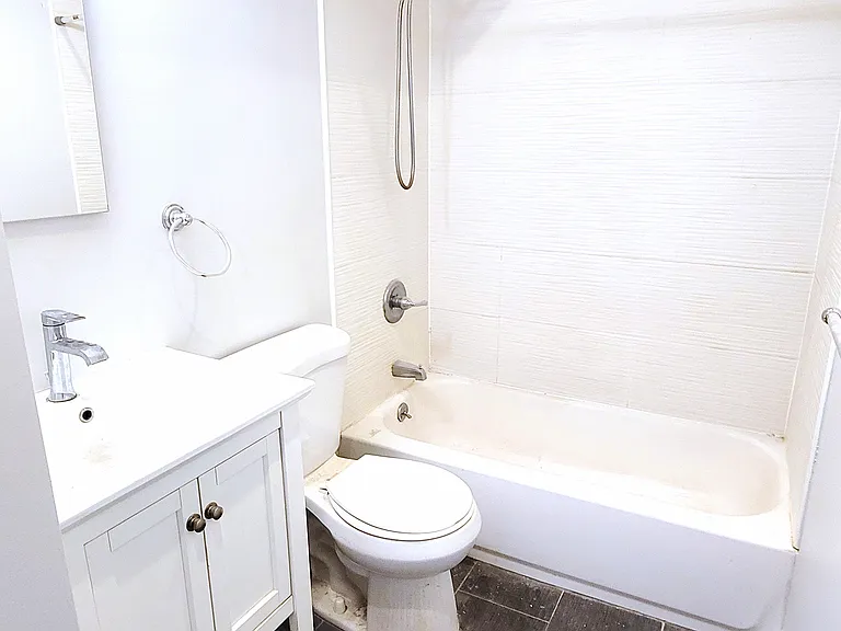 170-20 Lithonia Ave #1F — Photo 16