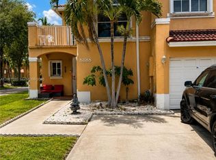 8688 SW 158th Pl, Miami, FL 33193