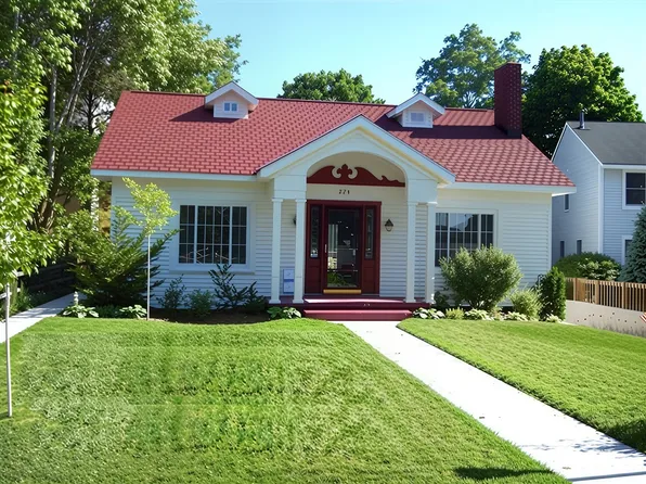 224 Washington St #101, Traverse City, MI 49684